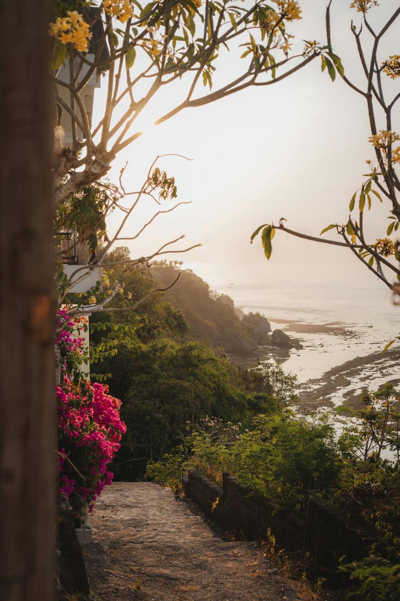 Ocean Nymphs Villa Uluwatu Exterior foto